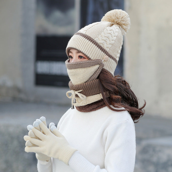 Cozy winter beanie with velvet lining