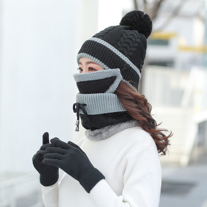 Cozy winter beanie with velvet lining