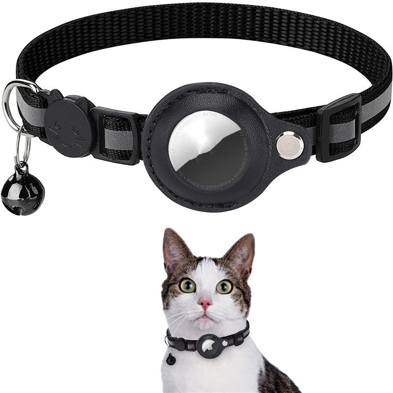 Reflective and waterproof pet collar with AirTag holder