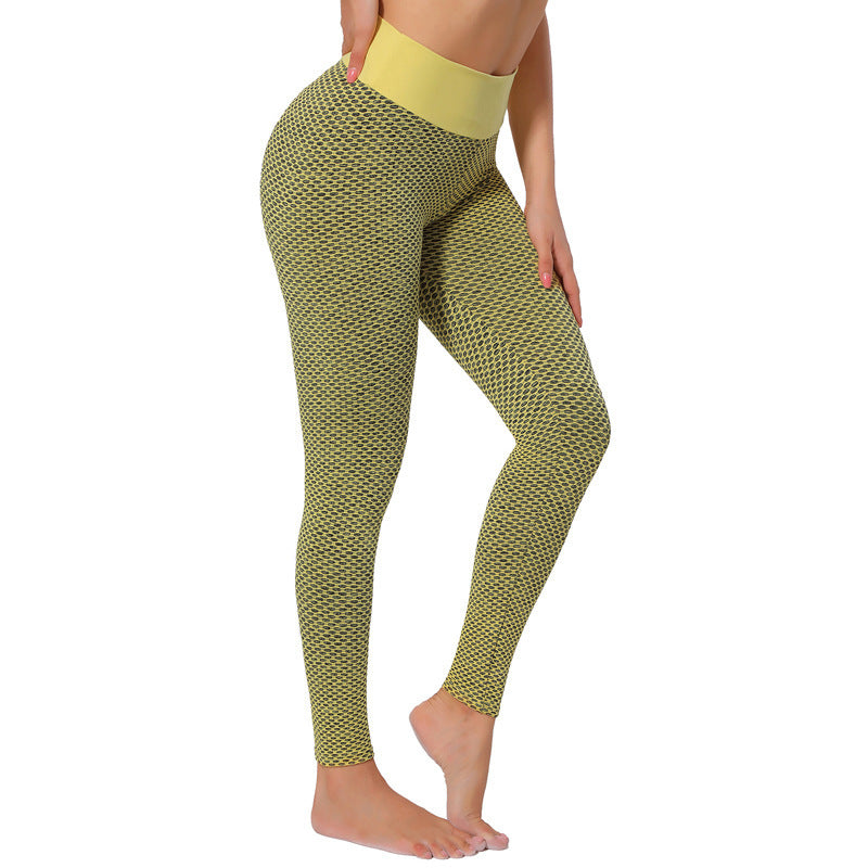 Women's hip-lifting yoga pants with sculpting design